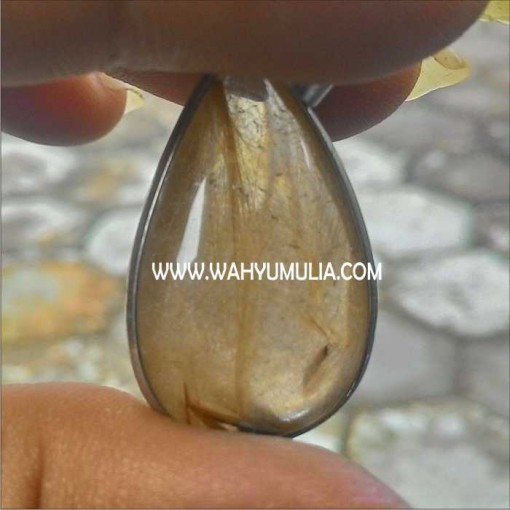 batu liontin kecubung rambut rutilized quartz 1
