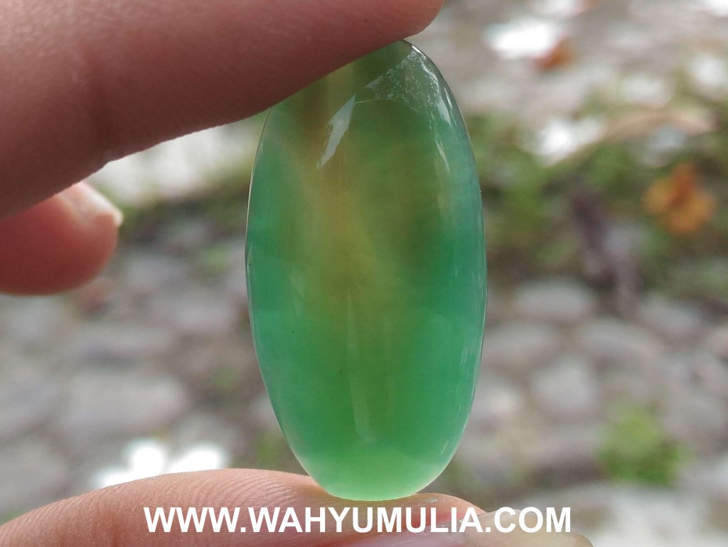 Batu Akik Garut Hijau kristal (kode:434) - Wahyu Mulia