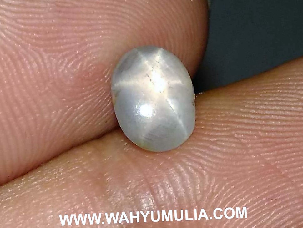  Batu Permata Safir Ster Putih Ceylon White Star Sapphire 