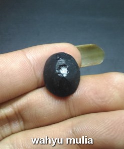 khasiat batu meteor hitam