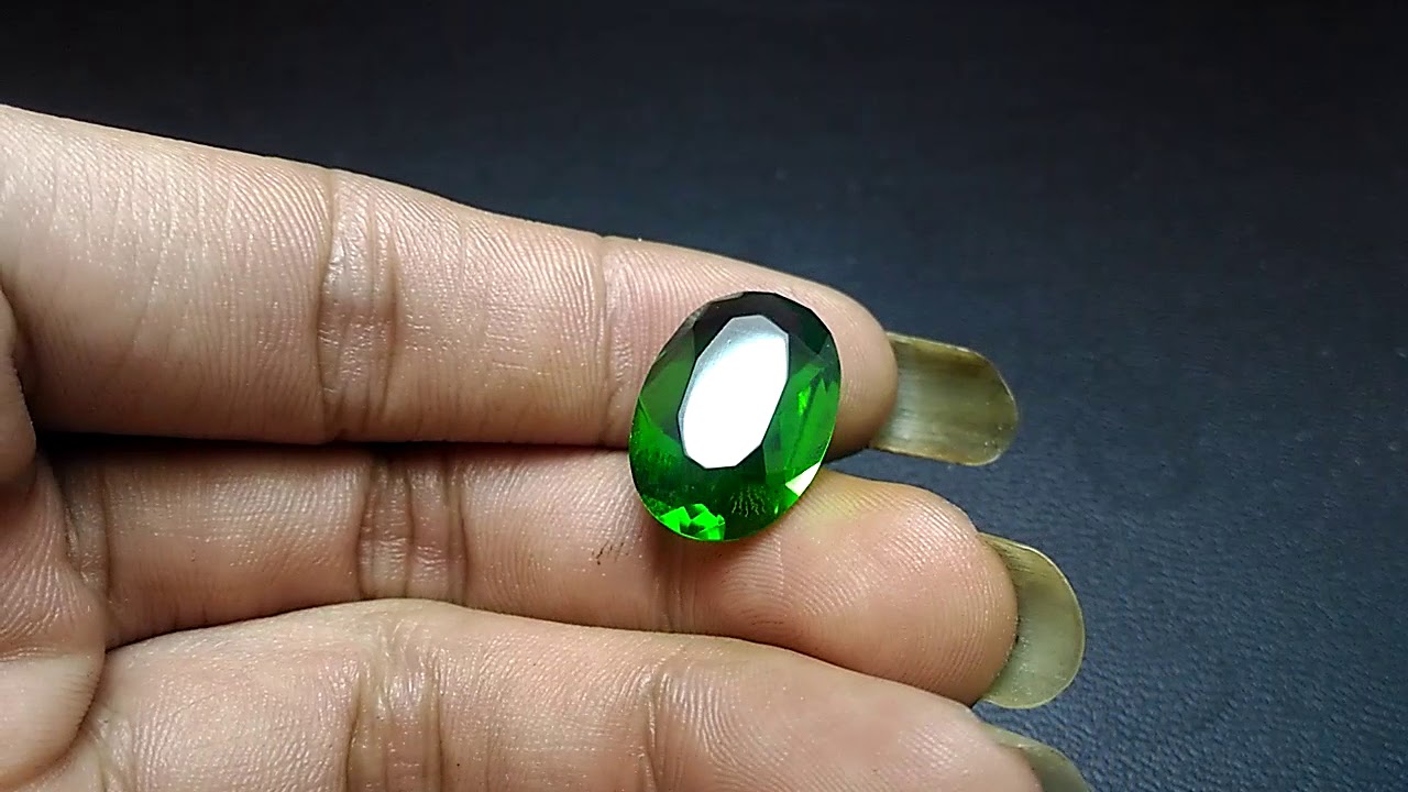 Batu green tektite permata warna hijau Asli (kode:645 