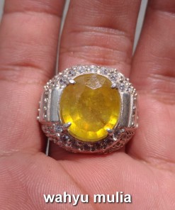 batu yellow safir cincin permata kuning yakut safir asli dijual bersertifikat asli murah bagus