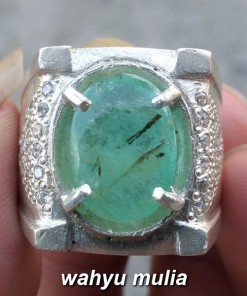 ciri batu emerald beryl colombia natural