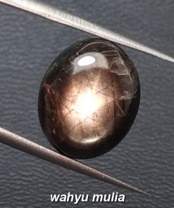 gambar batu black star safir bangsing kresnadana asli yang bagus