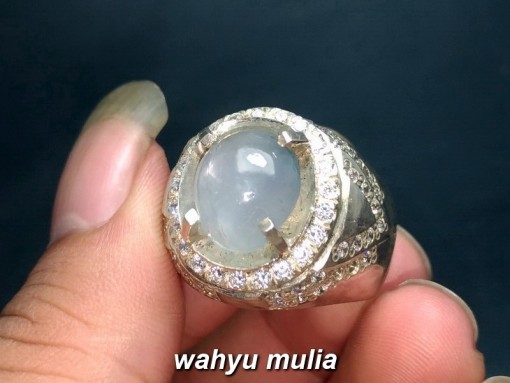 gambar batu white star sapphire asli