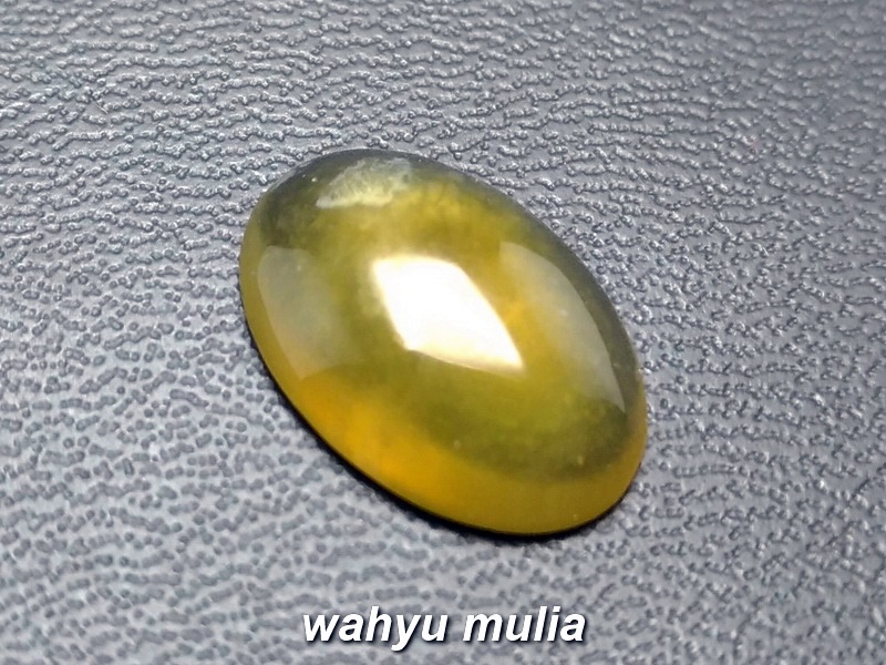 Batu Idocrase Biosolar Aceh Kristal Bergiwang asli (kode 