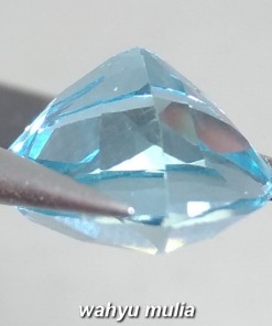 Batu Permata Natural Blue Topaz bentuk segitiga asli harga murah ber memo sertifikat_3