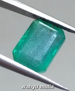 foto Batu Jamrud Emerald Beryl Kotak Hijau Asli cincin liontin colombia ciri jenis harga khasiat_1
