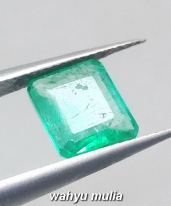 foto Batu Akik Jamrud Colombia Hijau Emerald Kotak asli natural palsu ciri khasiat harga memo sertifikat cincin liontin_1