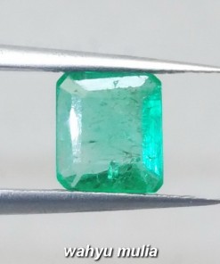 foto Batu Akik Jamrud Colombia Hijau Emerald Kotak asli natural palsu ciri khasiat harga memo sertifikat cincin liontin_6