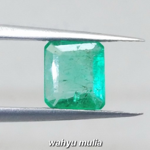 foto Batu Akik Jamrud Colombia Hijau Emerald Kotak asli natural palsu ciri khasiat harga memo sertifikat cincin liontin_6