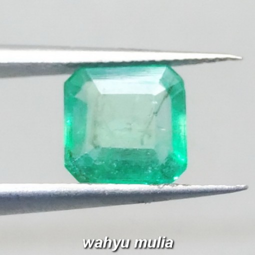 foto Batu Permata Emerald Zamrud Colombia Kotak HQ Asli ciri harga khasiat memo sertifikat ring perak_4
