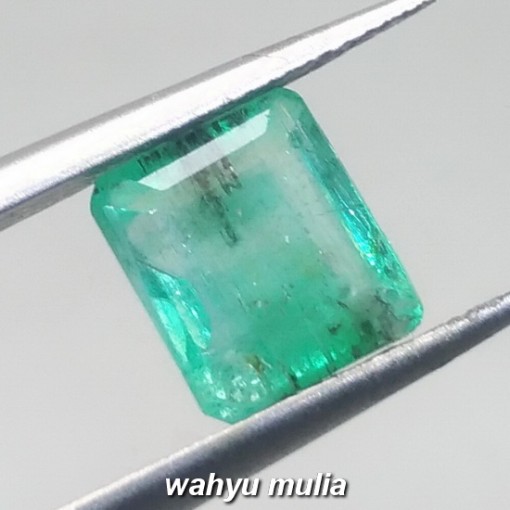 foto Batu Permata Jamrud Kolombia Kotak Emerald Beryl HQ harga khasiat ciri memo sertifikat besar_1