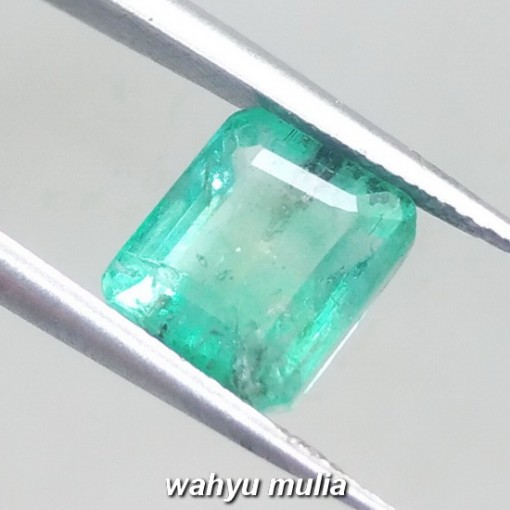foto Batu Permata Jamrud Kolombia Kotak Emerald Beryl HQ harga khasiat ciri memo sertifikat besar_3