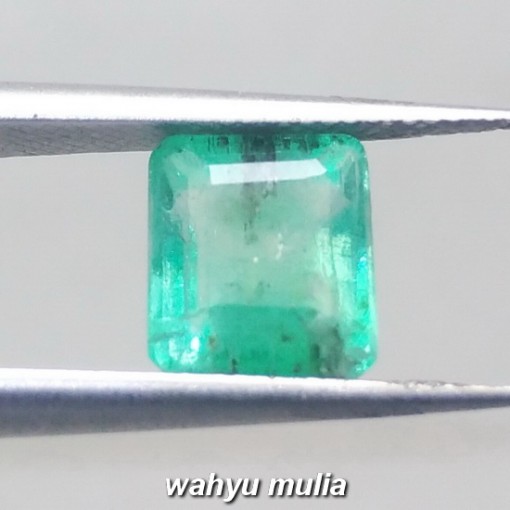 foto Batu Permata Jamrud Kolombia Kotak Emerald Beryl HQ harga khasiat ciri memo sertifikat besar_4