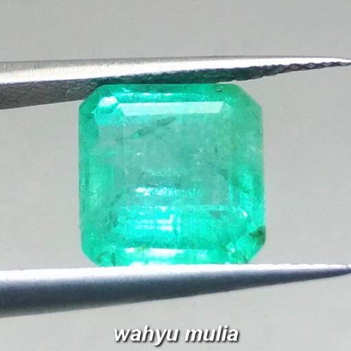 gambar Batu Permata Emerald Beryl Zamrud Colombia Kotak HQ Asli ciri khasiat harga jamrud bersertifikat memo_4