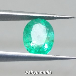 gambar Batu Permata Zamrud Kolombia Asli oval ciri harga khasiat hijau tua bening kristal_3