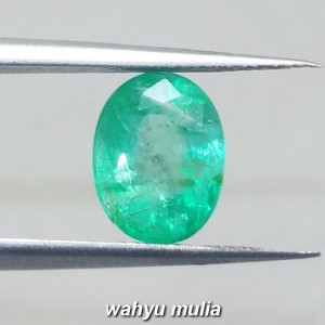 gambar Batu Permata Zamrud Kolombia Asli oval ciri harga khasiat hijau tua bening kristal_4