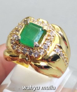 foto Batu Cincin Zamrud Colombia Kotak Emerald Beryl Bersertifikat Memo Asli natural bagus harga murah ciri khasiat jamrud_5