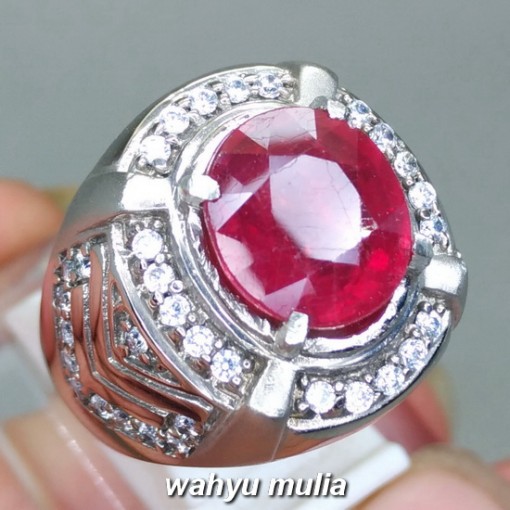 gambar Batu Cincin Permata Natural Ruby Corundum merah Asli dijual harga kegunaan asal ciri palsu bersertifikat murah berkualitas_2