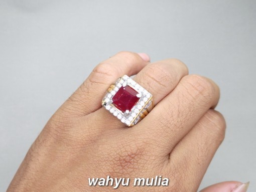 foto jual Cincin Batu Ruby Merah Delima Kotak Asli bersertifikat burma afrika madagaskar bagus harga murah kegunaan merah tua_4