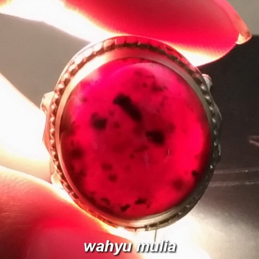gambar Cincin Batu Akik Yaman Wulung Sinar Merah Asli natural bersertifikat berkhodam khasiat ciri mantra harga_4