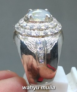 gambar jual cincin Batu White Safir Star Ceylon Putih bening Srilangka Asli natural bersertifikat silky milky kristal ciri harga khasiat birma kalimantan bagus _3