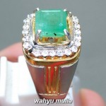 Akik Batu Cincin Zamrud Emerald Beryl Kotak hijau asli bersertifikat berkhodam tuah manfaat cara mantra bacaan segar tua muda harga mahar kolombia _3