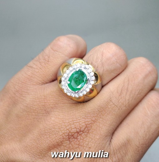 gambar Cincin Batu Zamrud Emerald Beryl Oval asli bersertifikat natural kolombia rusia zambia kalimantan hijau tua_2