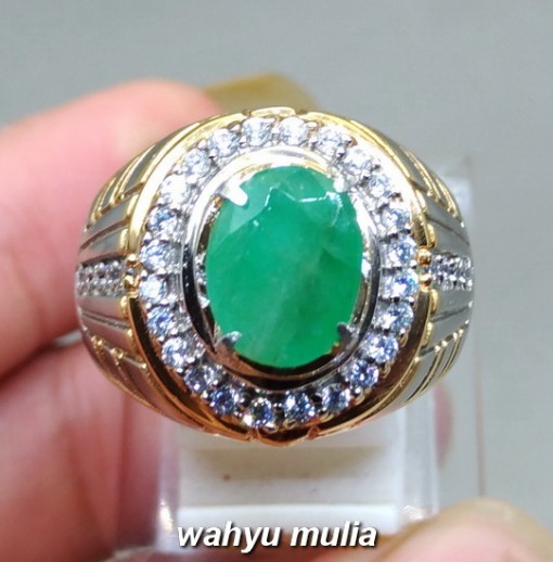 photo jual Cincin Permata Batu Natural Emerald Beryl Zamrud oval asli bersertifikat bagus hijau tua colombia kalimantan khasiat ciri jenis harga_5