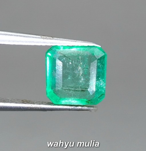 Cari Batu natural Zamrud Hijau Emerald Beryl Colombia Kotak Asli ber memo gri asal jenis berkualitas harga mahal murah_5