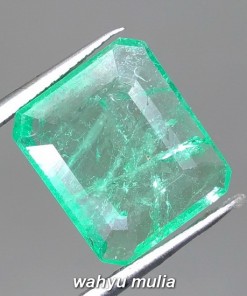 Gambar Batu Natural Emerald Beryl Zamrud Kolombia Kotak Asli bersertifikat rusia persegi cewek cowok ciri harga khasiat hijau tua muda kristal_2