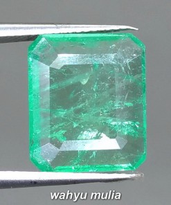 Gambar Batu Natural Emerald Beryl Zamrud Kolombia Kotak Asli bersertifikat rusia persegi cewek cowok ciri harga khasiat hijau tua muda kristal_7