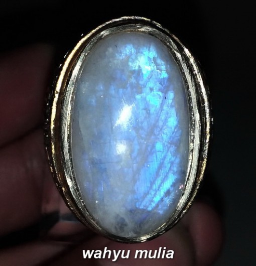 foto Batu Cincin Biduri laut Moonstone blue shine Asli bersertifikat berkhasiat ceylon srilangka ciri harga kegunaan asal bagus_5