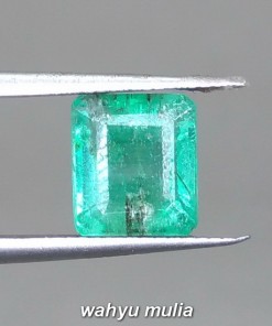 foto Batu Emerald Beryl Jamrud Colombia Kotak Asli bersertifikat hijau tua muda kristal bening bagus berkualitas top besar_5