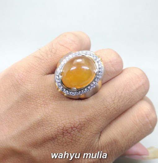 foto Cincin Batu Yakut Kuning Yellow Safir Asli berkhodam bersertifikat manfaat harga cara mantra asal_4