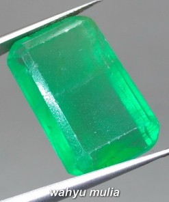 gambar Batu Natural Green Fluorite Hijau Rasa Zamrud Jumbo Asli bersertifikat berkhasiat berenergi tentang jenis harga manfaat_2