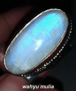 gambar Cincin Batu Akik Biduri laut Moonstone sinar biru Asli bersertifikat ceylon srilangka india bagus pria wanita harga ciri khasiat_2