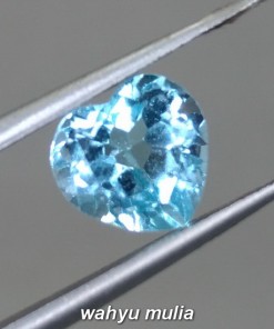gambar jual Batu Permata Blue Topaz Biru Bentuk Love heart Asli bersertifikat berkhasiat ciri harga kegunaan london swiss_2