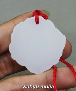 harga Pendant Batu Giok Putih Tali Merah Ukir Bunga Mawar Asli bersertifikat natural salju cina korea penyembuhan penyakit_3