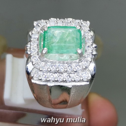 Batu Hijau Zamrud Emerald Beryl Kolombia Bersertifikat asli Ring Perak berkhasiat