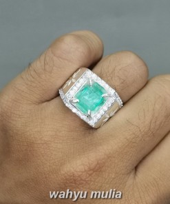 Natural Emerald Beryl Colombia Bersertifikat Ring Perak bening berkhasiat