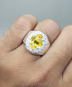 Batu Akik Natural Yakut Yellow Safir Kristal Asli yang bagus bersertifikat